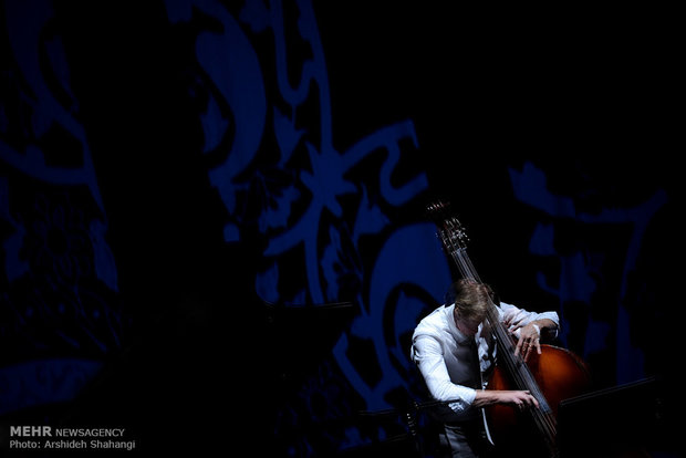 اجرای کر ارکستر سمفونیک تهران به رهبری رازمیک اوحانیان - آلدورومانو ، موسیقی جز فرانسه