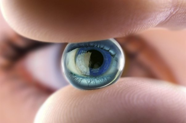کابرد سلول بنیادی برای بهبود بیماری به کمک لنزهای تماسی