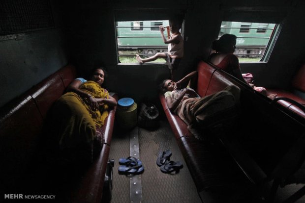 قطار در هند عکس هند زندگی در هند اخبار هند