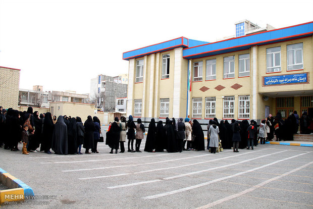 انتخابات پنجمین مجلس خبرگان رهبری ودهمین دوره مجلس شورای اسلامی