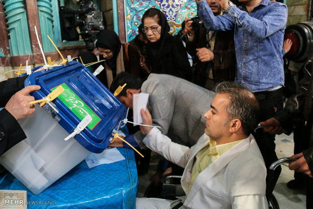 انتخابات مجلس خبرگان ومجلس شورای اسلامی در تهران