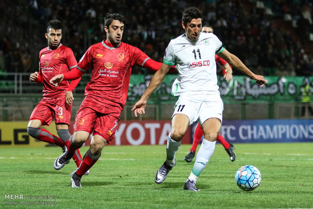 دیدار تیم‌های فوتبال ذوب آهن ایران و لخویای قطر