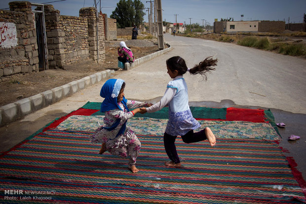 بازی و تفریح کودکان محروم سیستان