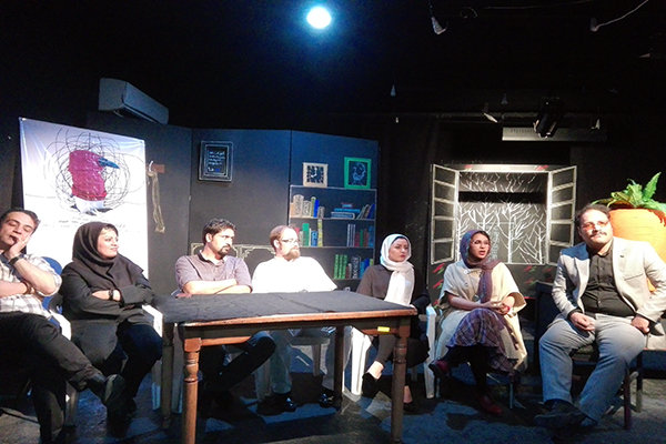 نشست خبری تئاتر کلاغ پر در شیراز