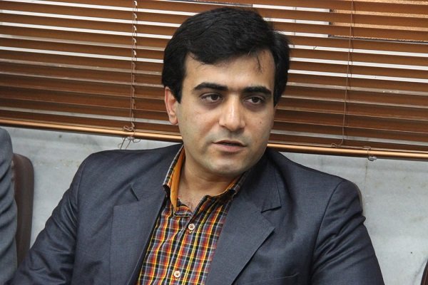 اعطای جوائز تحصیلی بنیاد ملی نخبگان به دانشجویان استان بوشهر رضا آذین