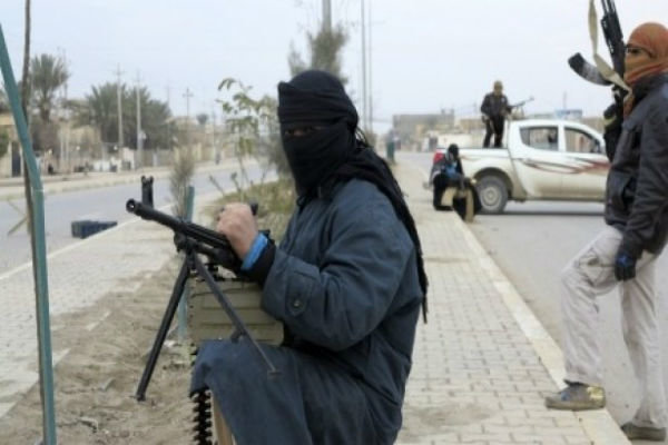 داعش زبان ۵ عضو خود در «فلوجه» عراق را قطع کرد