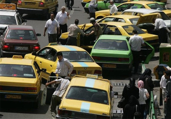۴۰ درصد تاکسی های پایتخت در معاینه فنی رد شدند
