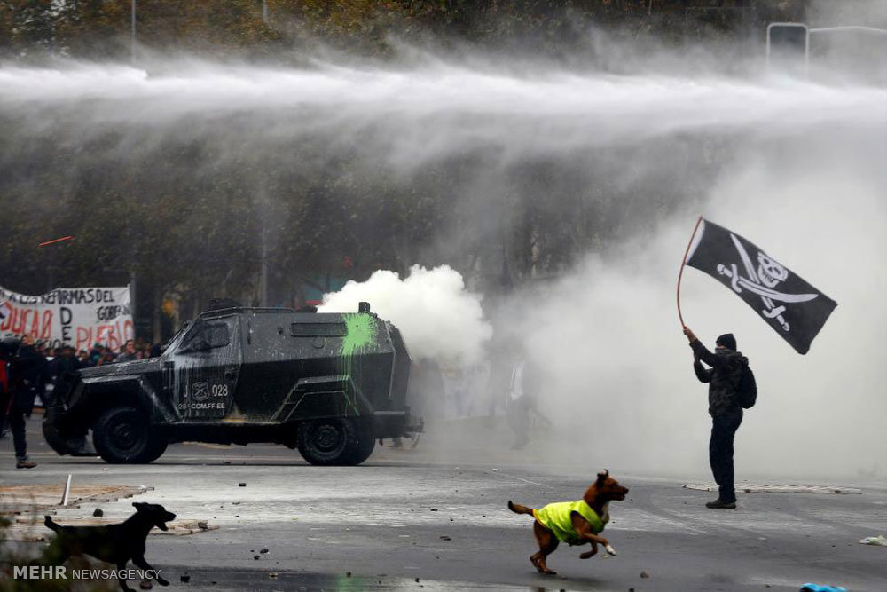 تشدید درگیری دانشجویان شیلیایی با پلیس‎