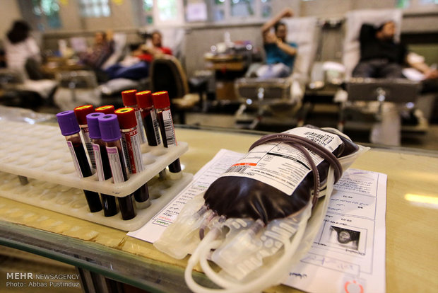 میزان شیوع HIV در اهداکنندگان خون نزدیک صفر است