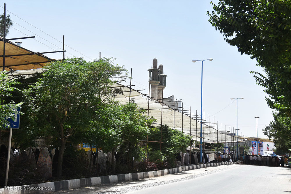اقامه نماز جمعه در شهرضا اصفهان