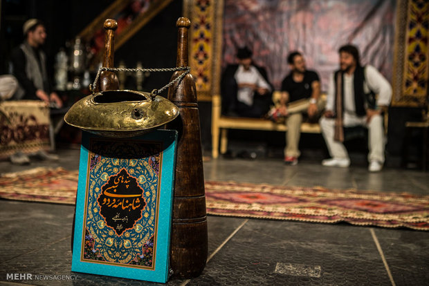 نمایش نقالی خوانی شاهنامه در شب های ماه مبارک رمضان