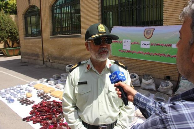 ۲ تن و ۸۶۳ کیلوگرم مواد مخدر در اصفهان کشف شد