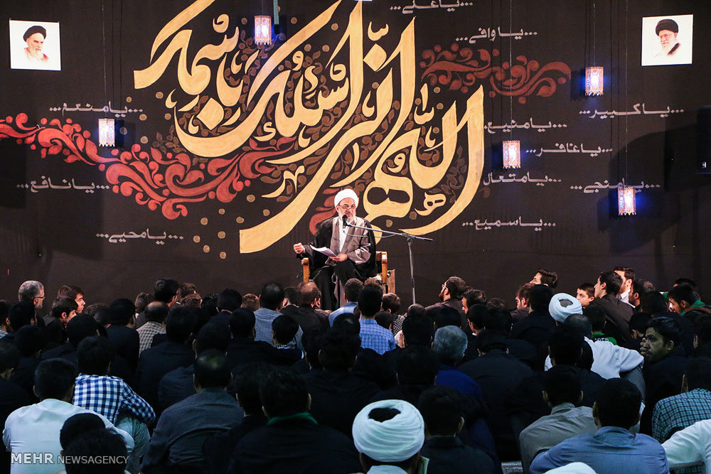 مراسم احیای شب نوزدهم ماه مبارک رمضان در مسجد حضرت زینب (س)