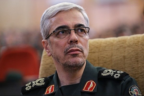 تهدید جمهوری اسلامی شوخی است/ترامپ حرفهای بزرگتر از دهانش میزد سرلشگر باقری