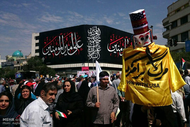 فریادهای مرگ بر اسرائیل در تهران و ۸۵۰ شهر ایران طنین انداز شد