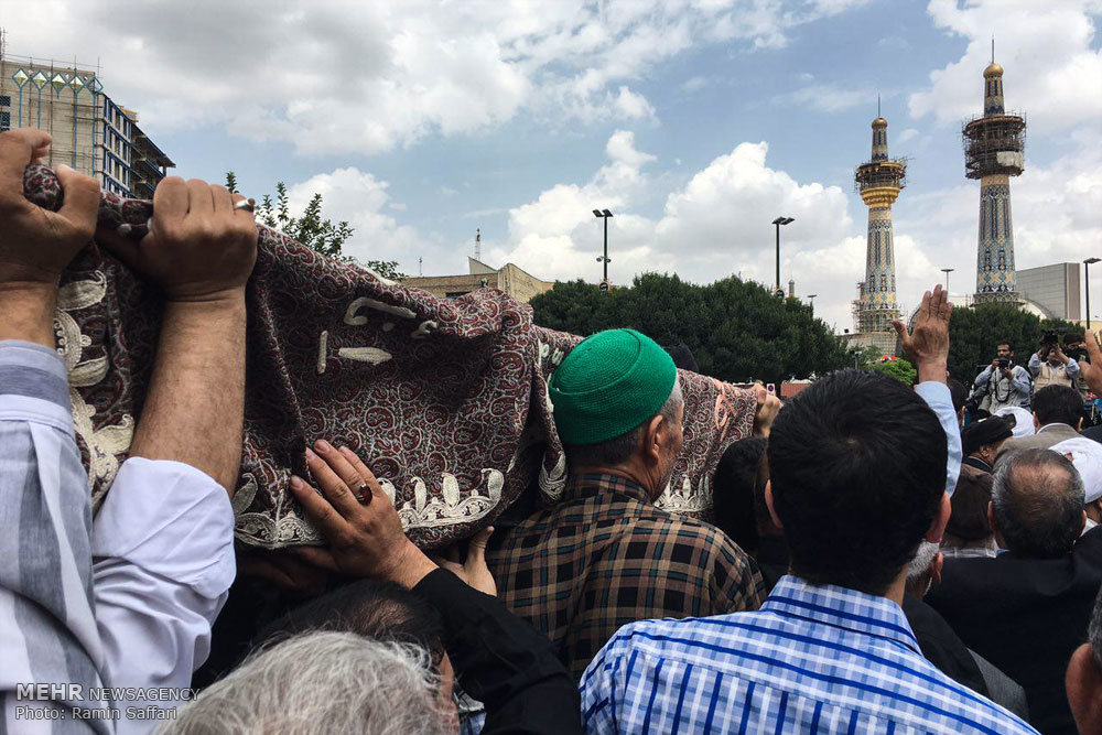 تشییع پیکر مرحوم حجت الاسلام والمسلمین سید کاظم علم الهدی