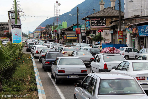 ترافیک نیمه سنگین در باند جنوبی آزادراه کرج - قزوین