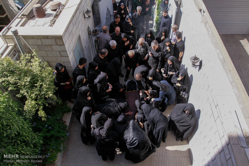 تشییع پیکر مادر شهید مفقودالاثرحسن پوری محمد