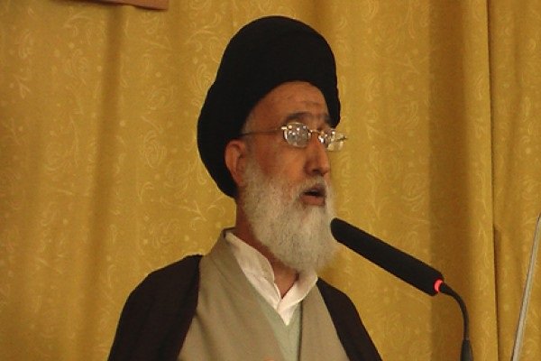 مسئولان شهرستان دیر نگاه بهتری به بردخون داشته باشند سید حسین رکنی حسینی