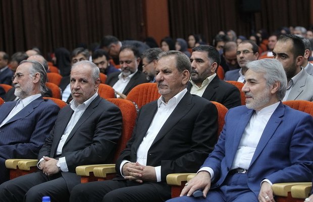 روایت جهانگیری از افزایش فساد/ با حرف کاری پیش نمیرود 5385_982.jpg