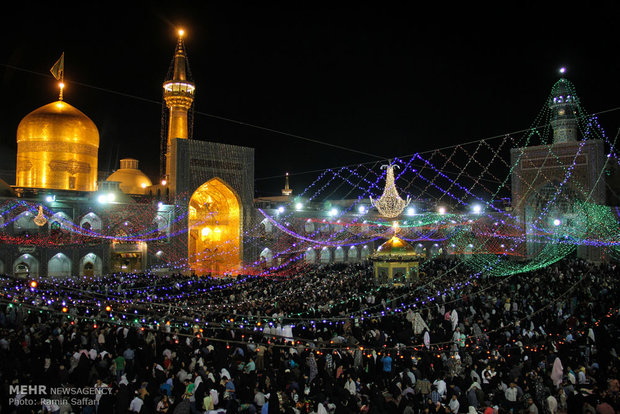 جشن و آذین بندی سالروز میلاد امام رضا(ع)