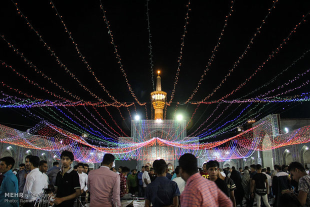 جشن و آذین بندی سالروز میلاد امام رضا(ع)