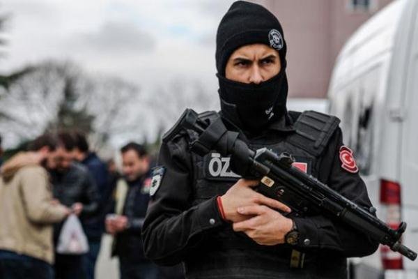 حمله همزمان پلیس ترکیه به ۴۴ شرکت در استانبول