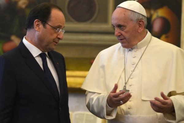 دیدار«اولاند» و «پاپ فرانسیس» با موضوع قتل کشیش فرانسوی