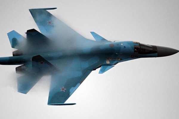 بمباران نیروهای تحت حمایت آمریکا در سوریه توسط جنگنده‌های روس