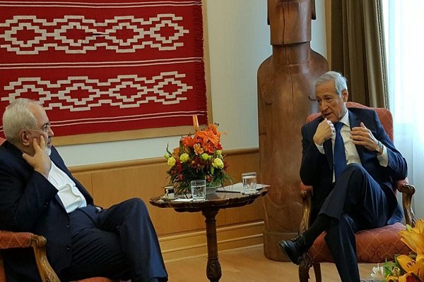 ظریف با وزیر خارجه شیلی دیدار کرد