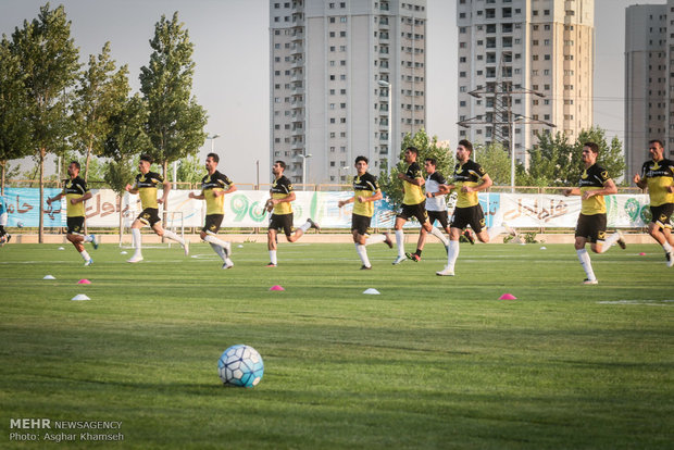 نخستین تمرین تیم ملی فوتبال ایران در ارمنستان برگزار شد