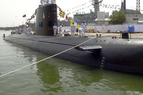 زیردریایی- چین و پاکستان