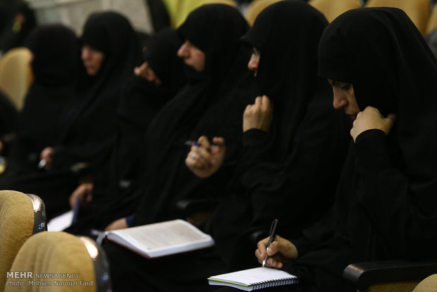 دوره تربیت مدرس زبانهای خارجی حوزه خواهران اصفهان برگزار می شود