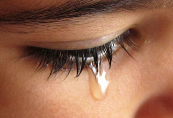 اکتشافات جدید درباره اشک چشم/ اشکها با هم فرق دارند!
