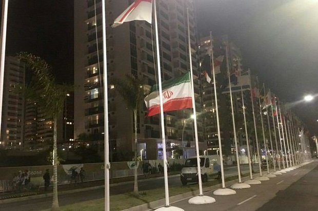 پرچم ایران در محل کمیته ملی المپیک به حالت نیمه افراشته در آمد