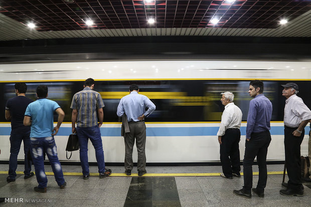 مهلت یک ماهه شورا برای تدوین برنامه اجرایی درهای ایمنی مترو