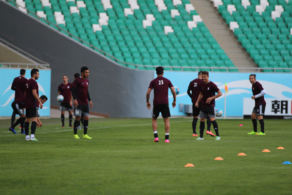 تمرین تیم ملی فوتبال ایران در ازبکستان