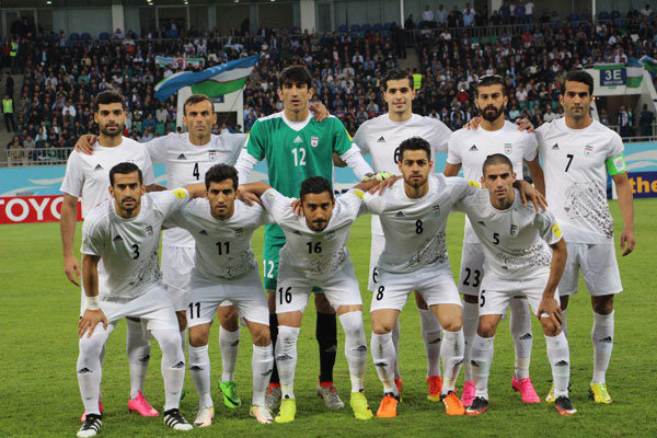 دیدار تیم ملی فوتبال ایران و ازبکستان