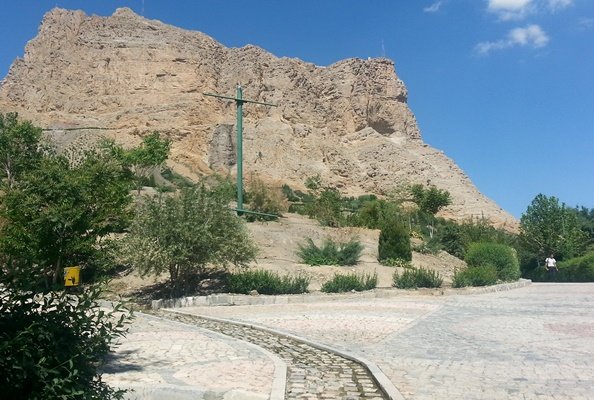 کوه گردی صفه؛ فرصتی امن برای تجربه گردشگری کوهستان در اصفهان