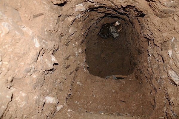 کشف تونل یکی از مراکز فرماندهی داعش توسط نیروهای مقاومت