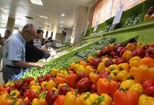 تحولات بازار میوه و سبزی/ پرتقال و گوجه فرنگی ارزان شد