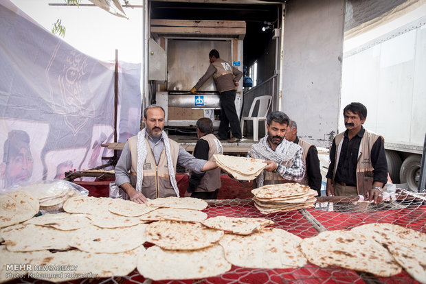 ۴۵۰ نانوایی در استان زنجان به صورت آزاد پز فعالیت می  کنند,