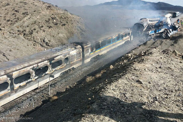 برخورد دو رام قطار مسافربری در استان سمنان