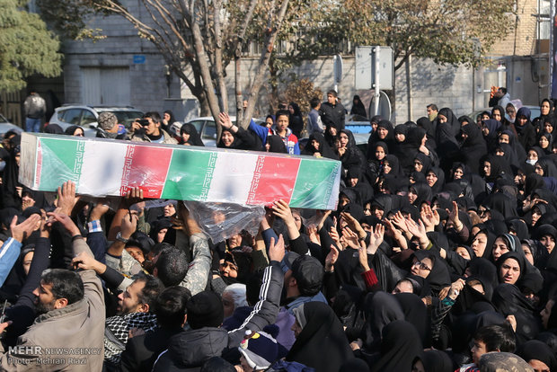 تشییع دو شهید گمنام در تهران