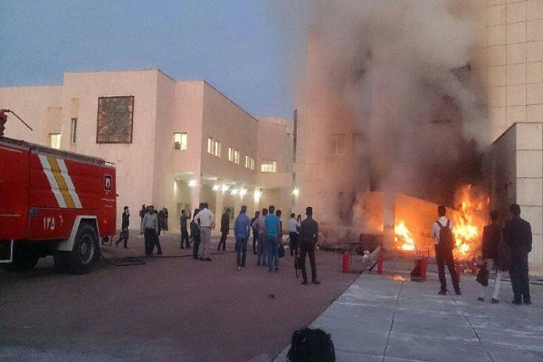 مهار آتش سوزی در دانشگاه ولی عصر(عج)/علت در حال بررسی است