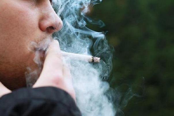 روزانه ۲۰ میلیارد تومان هزینه درمان افراد سیگاری در کشور