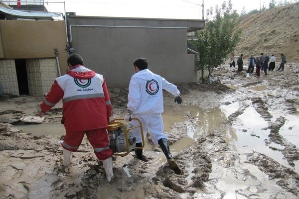 امدادرسانی به ۱۳۵ هزار نفر گرفتار سیلاب/بکارگیری ۵ بالگرد