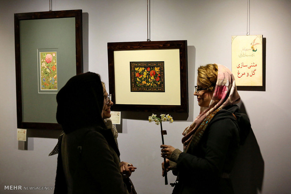 نمایشگاه آثار منتخب دوسالانه گل و مرغ در مشهد