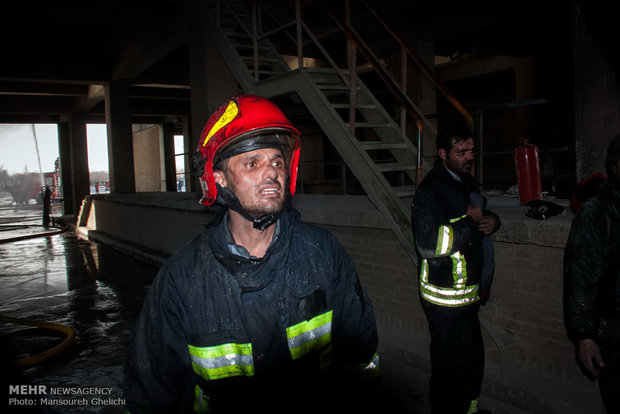 آتش سوزی کارخانه سیمان شاهرود