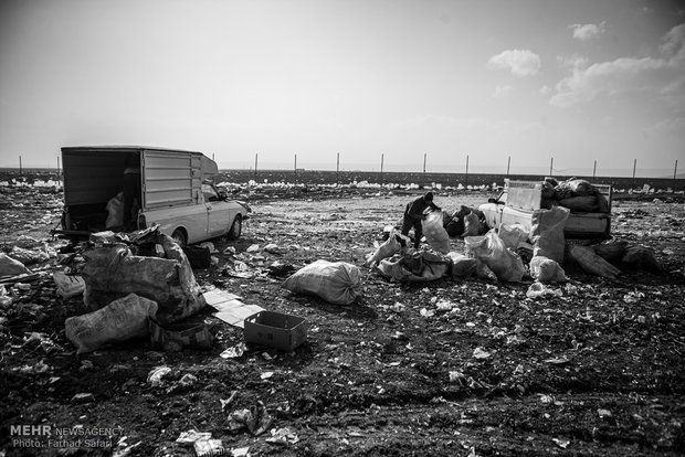 زندگی بر فراز زباله ها